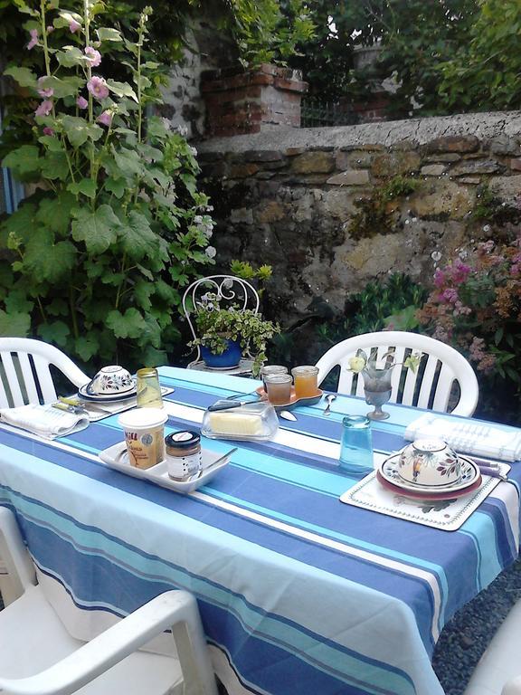 Chambres Hotes Saint Yves Pontrieux Exterior foto